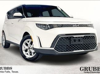 Used 2025 Kia Soul LX video 1