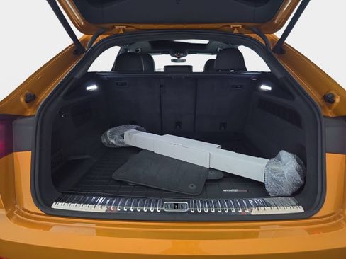 Used 2019 Audi Q8 Prestige AWD/4WD image 14