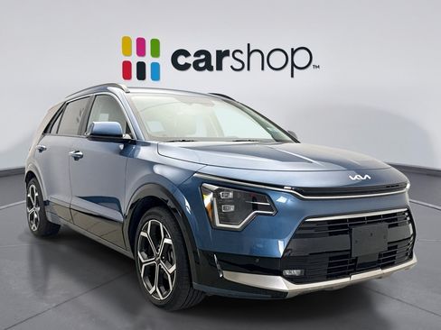 Used 2024 Kia Niro SX Touring FWD image 7