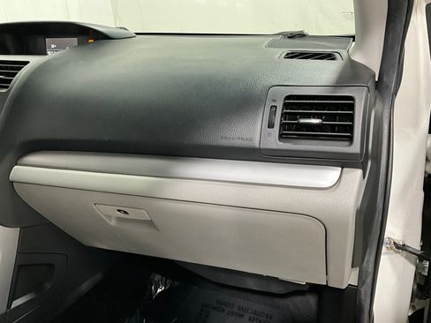 Used 2015 Subaru Forester 2.5i Premium w/ Popular Package #2 AWD/4WD image 15