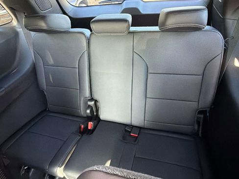 New 2026 Chevrolet Traverse LT image 17