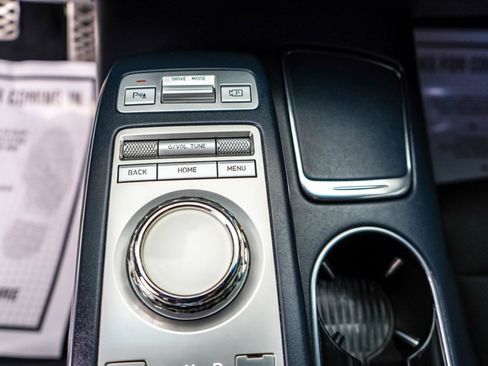 Used 2022 Genesis GV70 2.5T w/ Sport Prestige Package AWD/4WD image 19