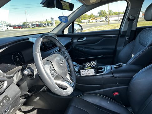Used 2022 Hyundai Santa Fe SEL Premium w/ Cargo Package image 10