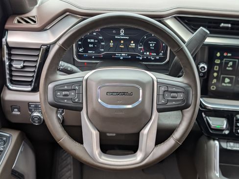 Used 2024 GMC Sierra 2500 Denali w/ Denali Reserve Package image 24