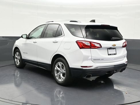 Used 2019 Chevrolet Equinox LT image 3