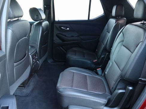 Used 2022 Chevrolet Traverse High Country image 27