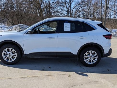 Used 2023 Ford Escape Active image 6