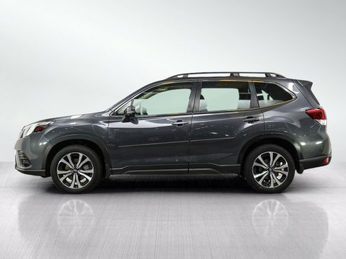 Used 2023 Subaru Forester Limited AWD/4WD image 2