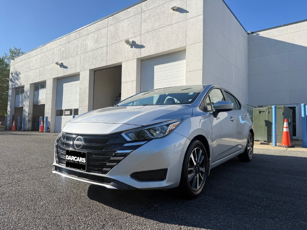 Used 2024 Nissan Versa SV w/ Trunk Package FWD image 32
