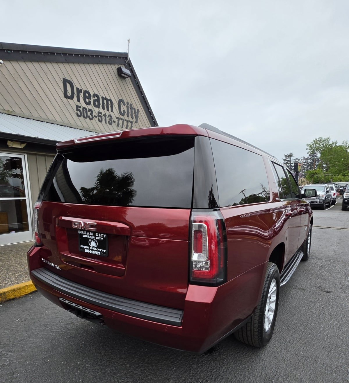 Used 2018 GMC Yukon XL SLT AWD/4WD image 12