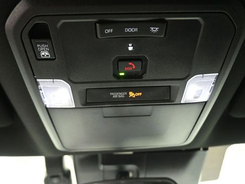 Used 2025 Toyota Tundra SR5 AWD/4WD image 11