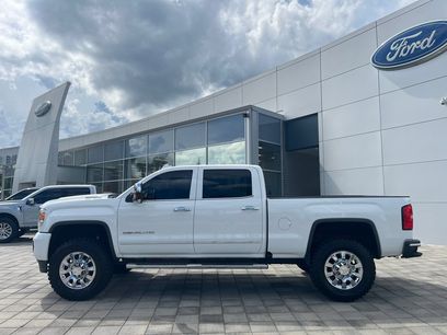 Used 2019 GMC Sierra 2500 Denali w/ Duramax Plus Package