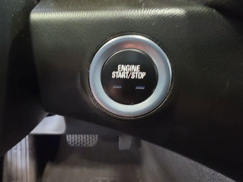 Used 2019 GMC Terrain SLE w/ Driver Convenience Package AWD/4WD image 24