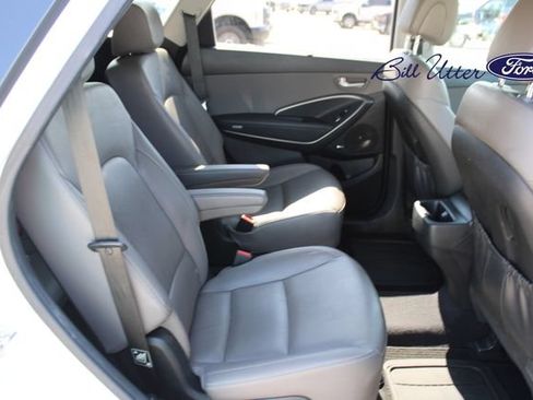 Used 2017 Hyundai Santa Fe Limited FWD image 13