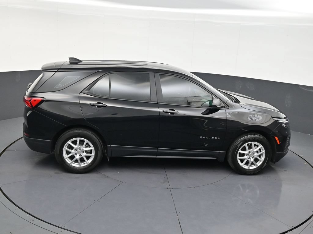 Used 2024 Chevrolet Equinox LS FWD image 14