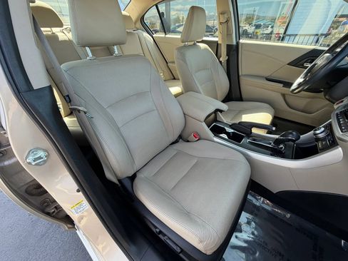 Used 2015 Honda Accord EX-L image 12