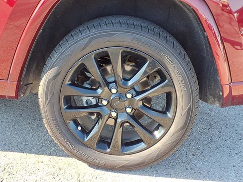 Used 2020 Jeep Grand Cherokee Altitude image 21