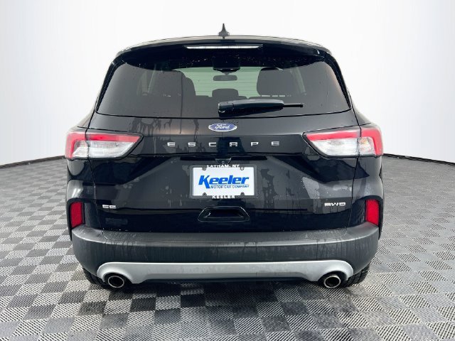 Used 2022 Ford Escape SE w/ Cold Weather Package AWD/4WD image 4