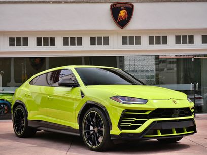 Used 2022 Lamborghini Urus