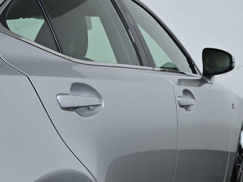 Used 2019 Lexus IS 300 F Sport w/ F Sport Package image 11