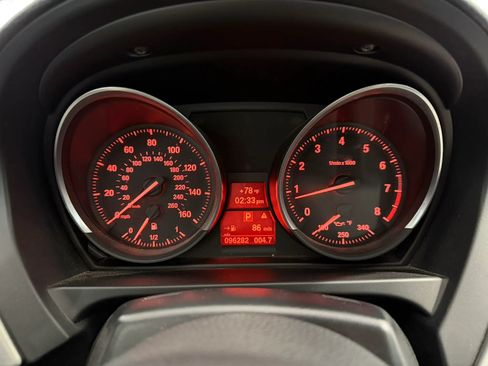 Used 2012 BMW Z4 sDrive28i w/ Sport Pkg RWD image 16