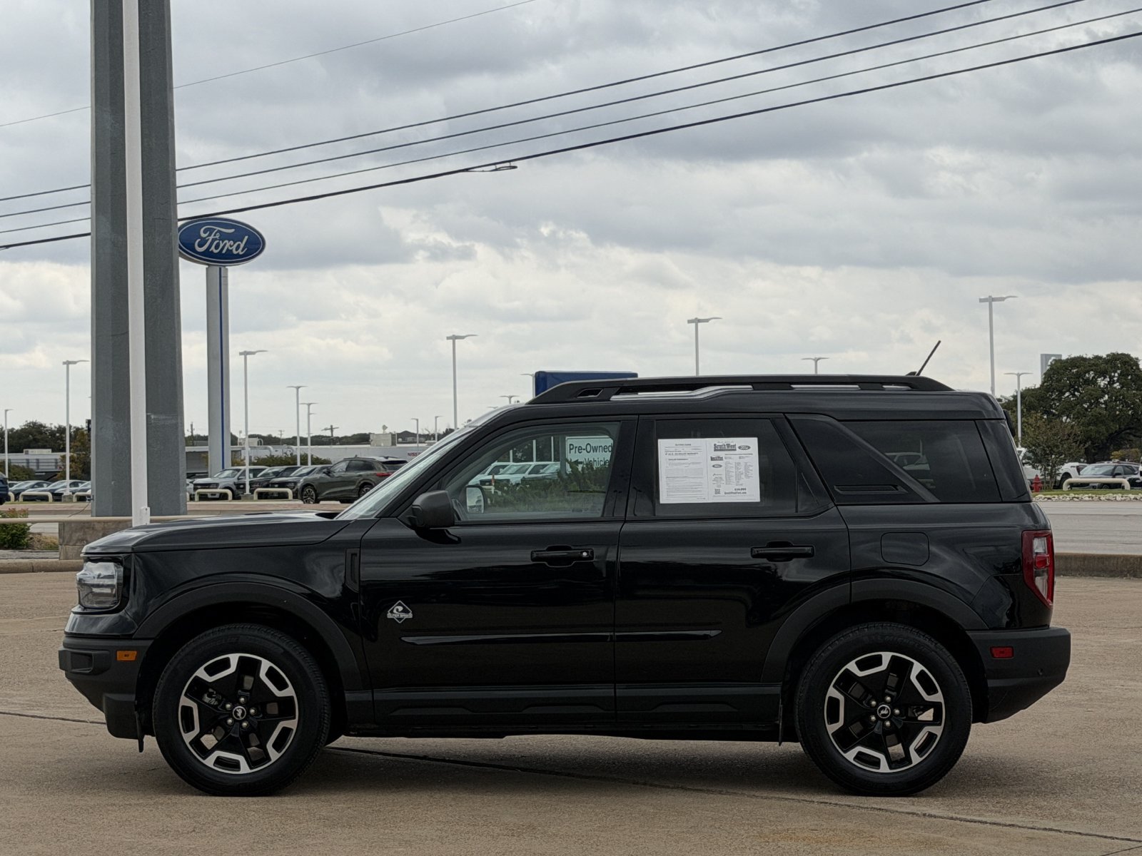 Used 2024 Ford Bronco Sport Outer Banks AWD/4WD image 7