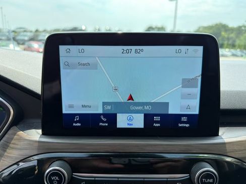 Used 2020 Ford Escape Titanium AWD/4WD image 28