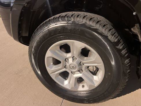 Used 2024 Toyota 4Runner SR5 Premium image 9