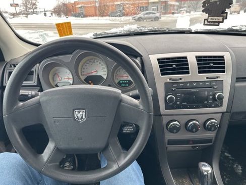 Used 2009 Dodge Avenger SE image 13