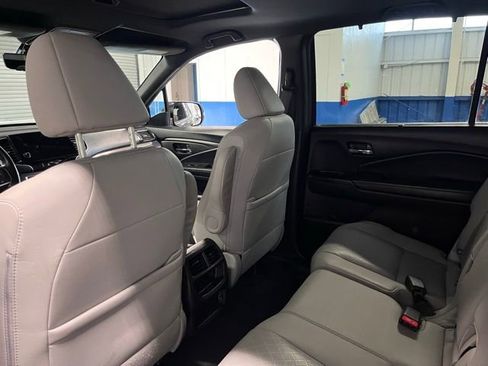 Used 2019 Honda Passport EX-L image 17