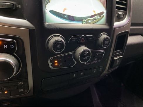 Used 2019 RAM 1500 Big Horn AWD/4WD image 30