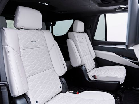 Used 2026 Cadillac Escalade V AWD/4WD image 51
