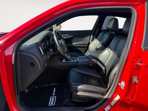 Used 2022 Dodge Charger SXT w/ Leather Interior Group image 10