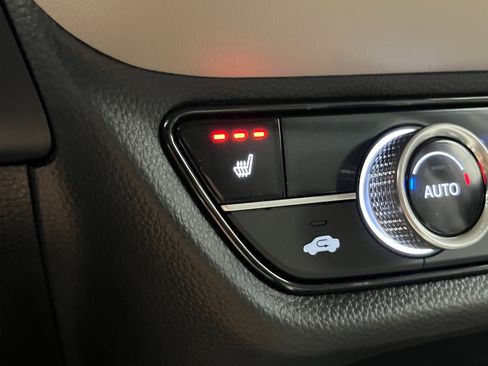 New 2026 Honda HR-V EX-L image 19