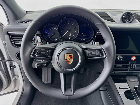 New 2026 Porsche Macan image 15