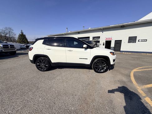 Used 2018 Jeep Compass Sport image 45
