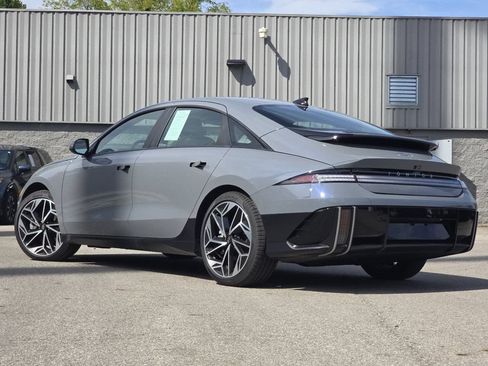 Used 2023 Hyundai Ioniq 6 SEL w/ Cargo Package AWD/4WD image 14