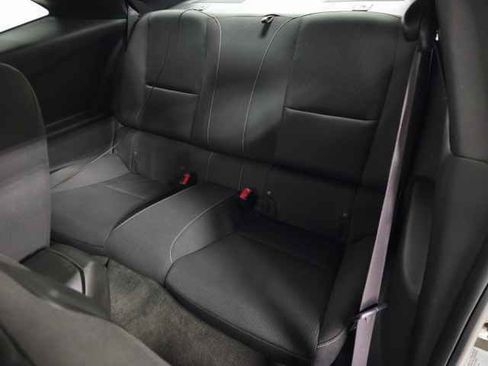 Used 2015 Chevrolet Camaro SS image 25