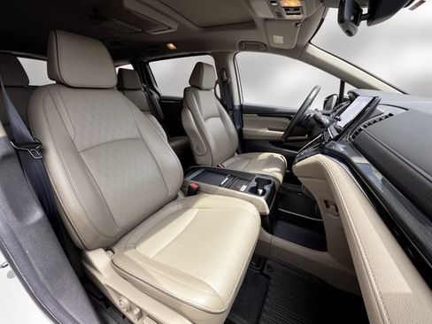 Used 2023 Honda Odyssey Elite image 30