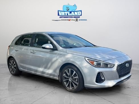 Used 2018 Hyundai Elantra GT w/ Style Package 02 FWD image 31