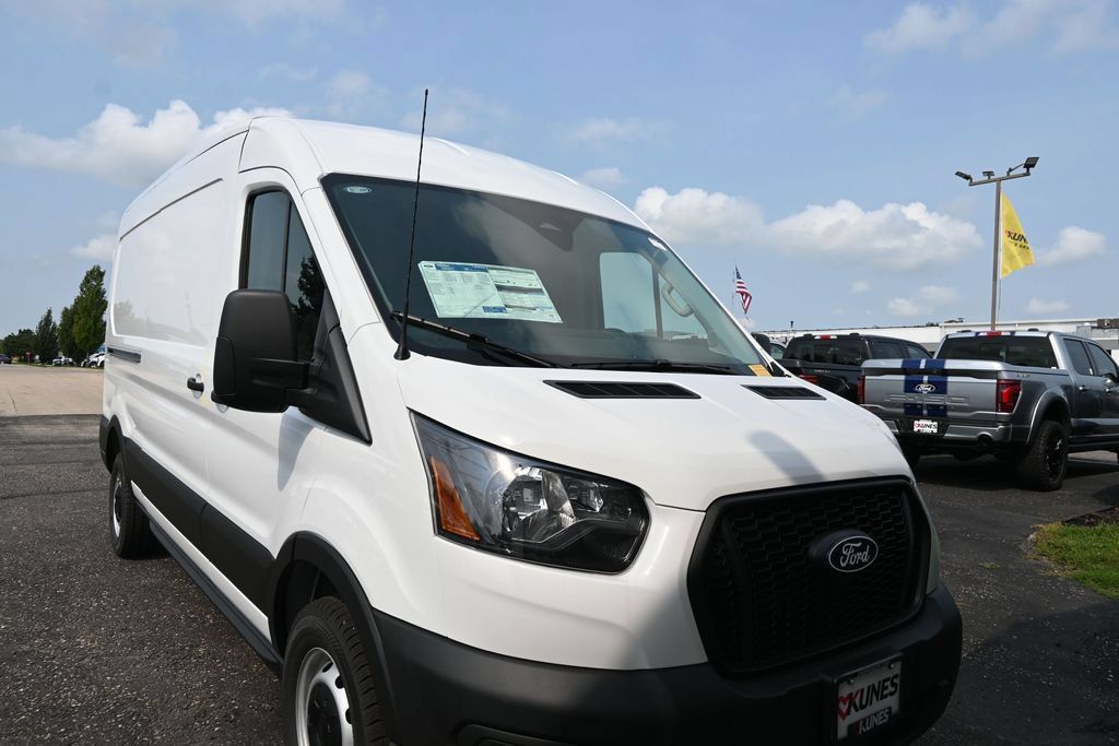 New 2026 Ford Transit 150 148 Medium Roof w/ Load Area Protection Package RWD image 22
