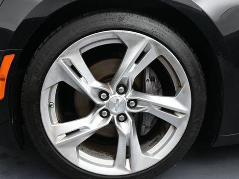 Used 2019 Chevrolet Camaro SS RWD image 26