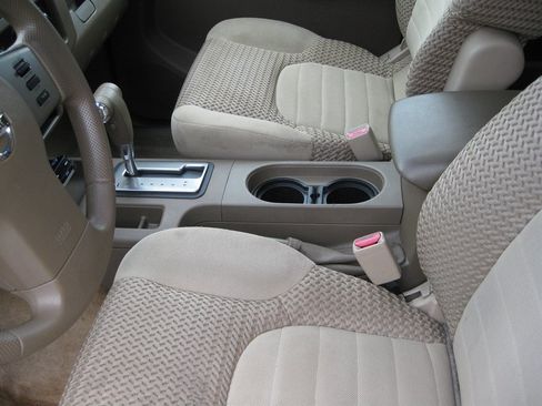Used 2005 Nissan Frontier SE w/ (P01) Power Pkg RWD image 23