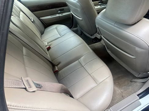 Used 2009 Mercury Grand Marquis LS RWD image 22