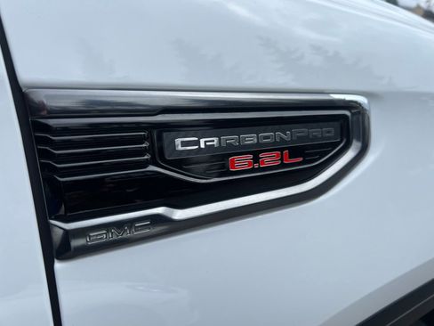 Used 2021 GMC Sierra 1500 AT4 w/ AT4 Carbonpro Edition AWD/4WD image 8