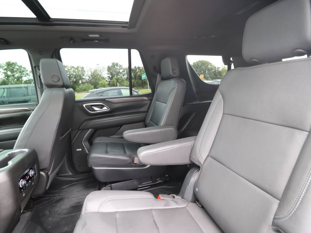 Used 2023 Chevrolet Tahoe Z71 w/ Luxury Package AWD/4WD image 9