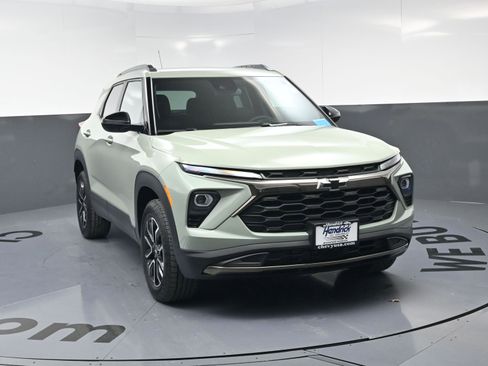 Certified 2026 Chevrolet TrailBlazer ACTIV image 3