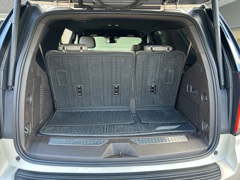 Used 2021 Chevrolet Tahoe Z71 w/ Luxury Package image 33