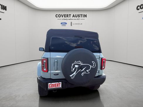 Used 2023 Ford Bronco Outer Banks AWD/4WD image 4