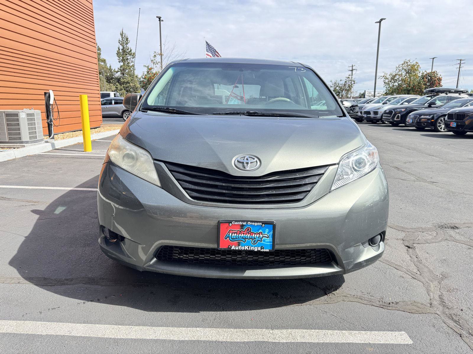 Used 2012 Toyota Sienna LE FWD image 8
